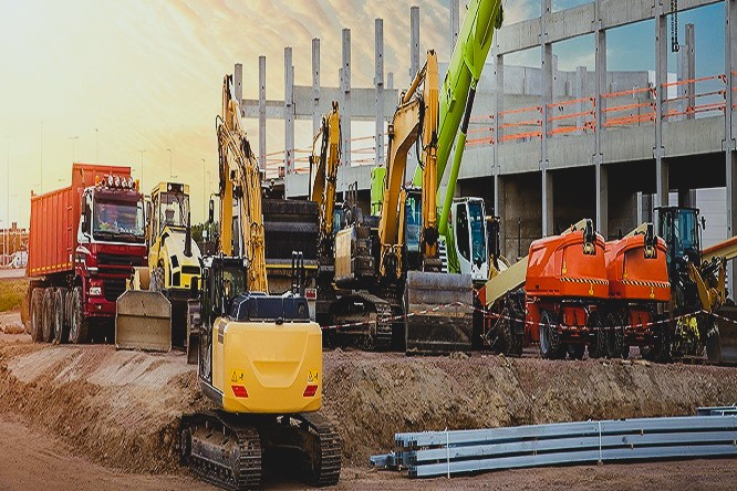 Construcciones Yamaro - Imprescindibles en la Obra; Un Vistazo a los Vehículos Clave que Impulsan la Construcción Moderna - FOTO